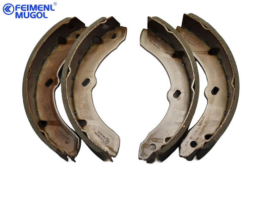 600P 8-97035085 8970350851 suku cadang mobil sepatu rem Isuzu truk suku cadang