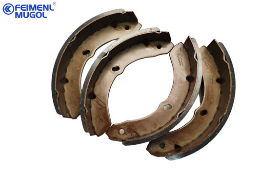 5-47110059 5471100590 suku cadang mobil Sepatu rem Untuk truk ISUZU NKR 100P
