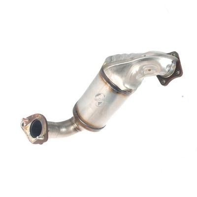 Tiga Cara Katalis Konverter Langsung ISUZU DMAX 898199767 898132074 Bagian Sistem Eksos Dan Katalis