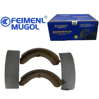 kualitas High-Performance K4425 Brake Shoe 5-47110059 OEM untuk Aplikasi Isuzu 100P, dirancang untuk memberikan gesekan yang andal dan kekuatan pengereman yang konsisten. pabrik